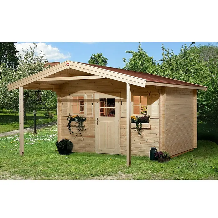 Weka Gartenhaus Passau V200 - Außenmaß inkl. Dachüberstand (B x T): 450 x 514 cm, Holz, Natur, 19 m² - Ein helles Holzgartenhaus mit überdachtem Eingangsbereich und kleinen Blumenkästen unter den Fenstern.