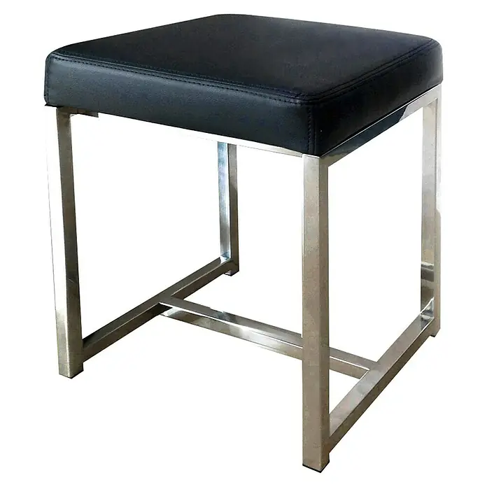 Camargue Badhocker Berkay - 28,5 x 30 x 45 cm, Schwarz/Chrom - Schwarzer, quadratischer Hocker mit poliertem Metallgestell, ideal für moderne Innenräume. Stilvolles Möbelstück für Komfort und Design.