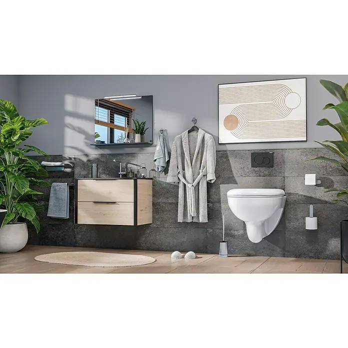 Camargue Antwerpen WC-Bürstengarnitur - Edelstahl, Edelstahl - Das Badezimmer präsentiert eine moderne Toilette mit Wandmontage, ergänzt durch minimalistische Armaturen und Akzente aus Holz. Stilvolles Design für jedes Bad.