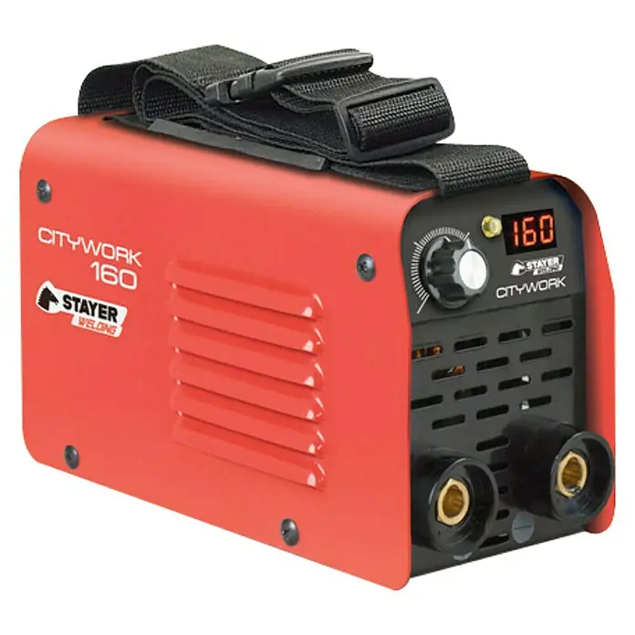 Stayer Citywork Equipo de soldadura de electrodos 160 - Corriente de soldadura: 160 A - Una máquina de soldar roja Stayer Citywork 160 con una correa de transporte en la parte superior y una pantalla que muestra el número 160.