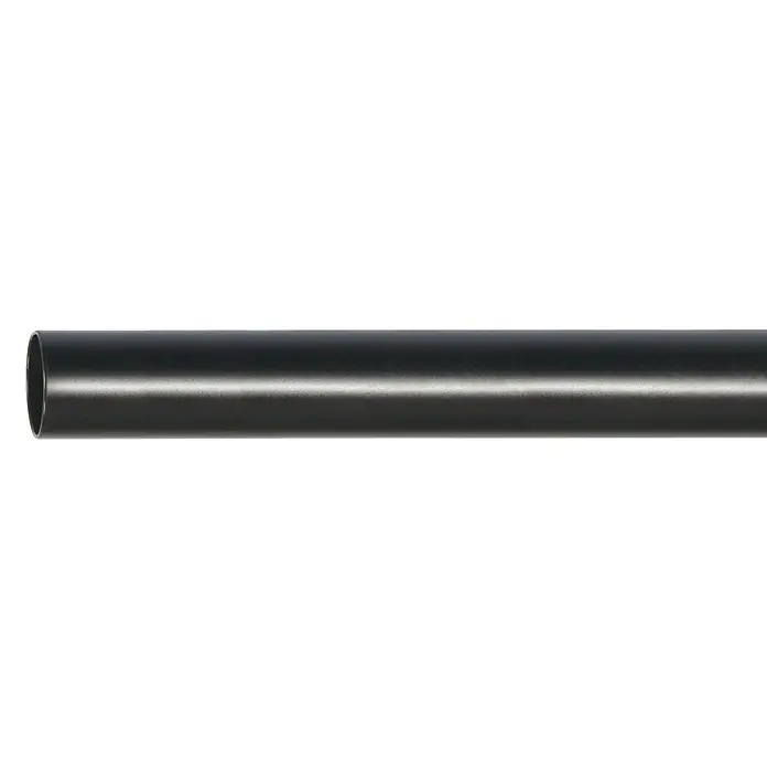 Sombra Gardinenstange - Schwarz, Länge: 240 cm, Durchmesser: 20 mm - Detailaufnahme einer schwarzen Gardinenstange. Die Stange hat eine glatte Oberfläche und ein minimalistisches Design.
