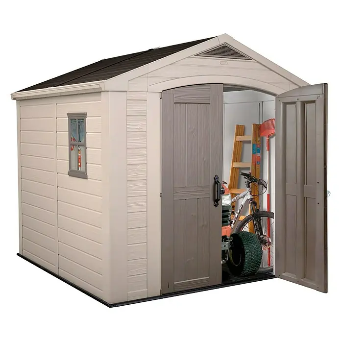 Keter Caseta de jardín Factor 8x8 - Medidas ext. (An x Pr): 256,5 x 255 cm, Beige/Marrón, Plástico, Área: 6,54 m² - Un espacioso cobertizo de jardín con puertas dobles abiertas, que revela bicicletas, escaleras y equipos de jardinería en su interior.