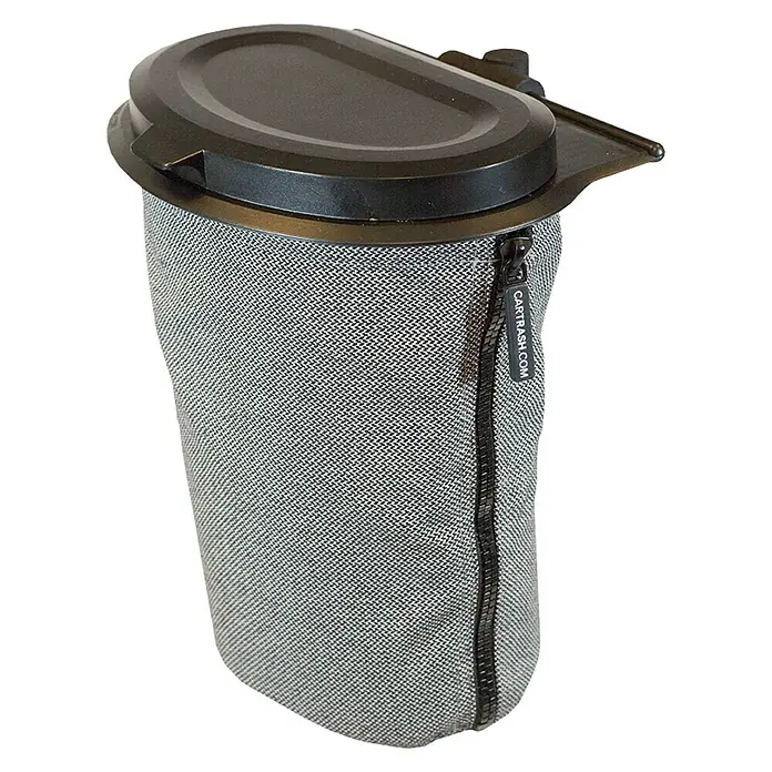 Yachticon Flextrash Mülleimer L - Fassungsvermögen: 9 l, Grau - Hier ist ein CarTrash.com Auto-Mülleimer mit einem strukturierten grauen Stoffbezug und einem schwarzen Deckel, ideal für die Aufbewahrung von Müll im Auto.