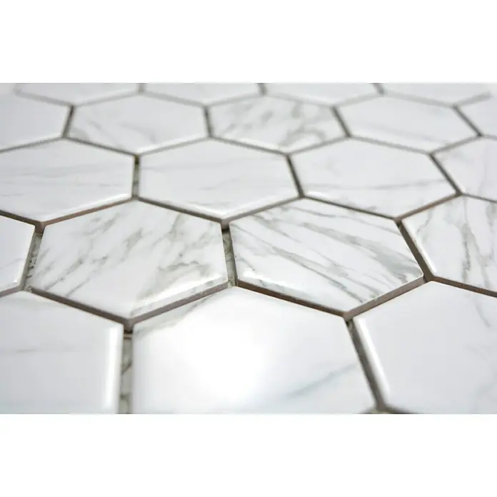 Mosaikfliese Hexagon HX CURIO CW - 32,5 x 28,1 cm, Weiß, Glänzend - Elegante sechseckige Fliesen mit Marmormuster. Ideal für stilvolle Wand- und Bodengestaltung mit einem modernen Look und hochwertiger Optik.