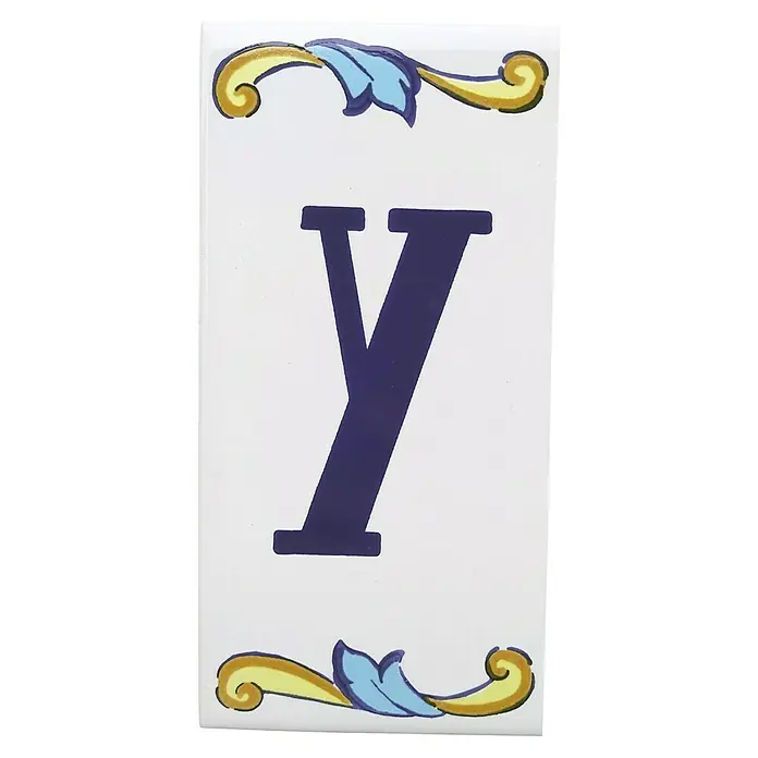 Pavimento cerámico Letra Y - 7,5 x 15 cm, Blanco/Azul/Amarillo, Brillante - Azulejo de cerámica con la letra "Y" y ornamentos azules y dorados, ideal para personalizar espacios.