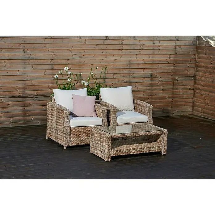 Sillón de exterior Gotland - An x Pr x Al: 80 x 81 x 77 cm, Aluminio/Ratán sintético, Beige - Elegante juego de muebles de jardín de ratán con dos sillones, cojines blancos y mesa de cristal, perfecto para relajarse al aire libre.