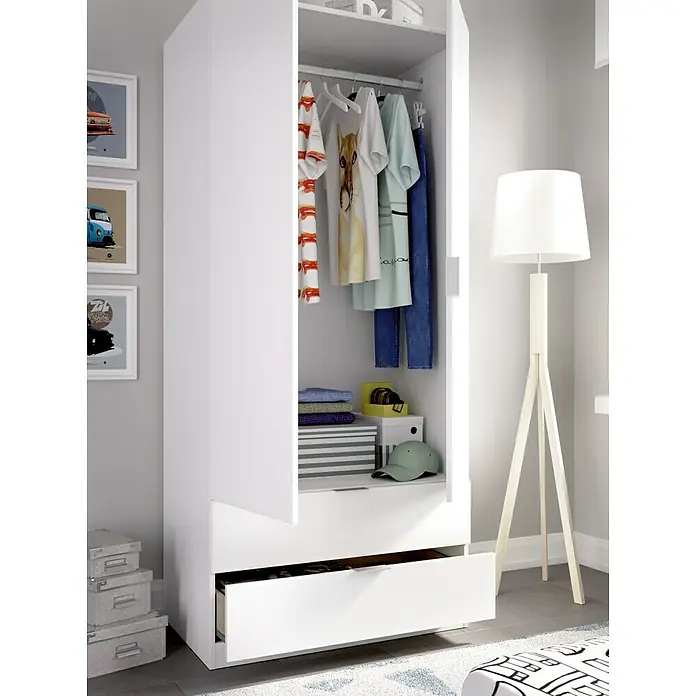 Dekit Armario para ropa Essen con cajones - L x An x Al: 52 x 81 x 184 cm, Blanco, Número de cajones: 2 ud. - Un armario blanco abierto con selección de ropa, estantes y un cajón ofrece amplio almacenamiento para una habitación infantil.