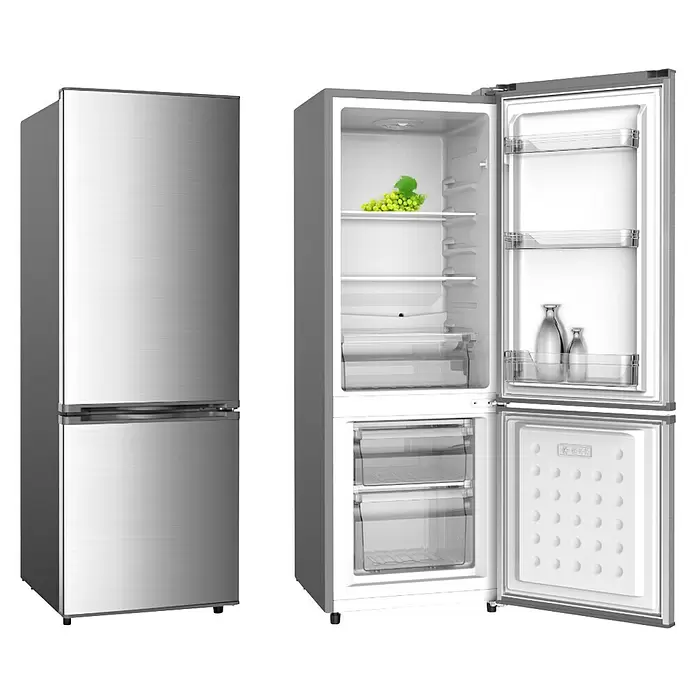 PKM Kühl-Gefrierkombination KG173CIX - Nutzinhalt Gesamt: 123 l, 52 x 50 x 145 cm, Inox - Zwei silberne zweitürige Kühlschränke, einer geschlossen, einer offen mit Regalen, Schubladen und Inhalt.