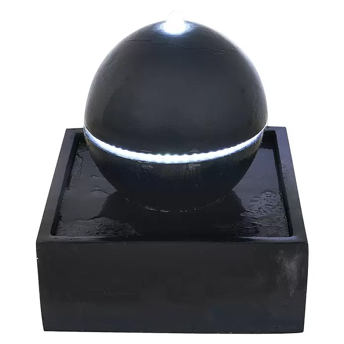 Gartenbrunnen Tripoli - 50 x 50 x 53 cm - Schwarzer eiförmiger Wasserbrunnen mit leuchtendem LED-Streifen und Oberlicht auf rechteckigem Sockel.