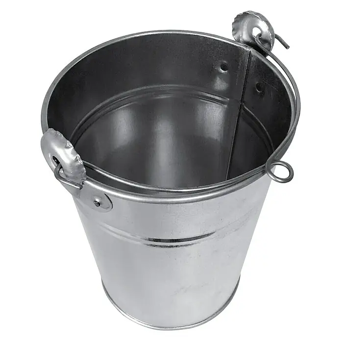 Remundi Ascheeimer - 3 l, Verzinkt - Ein silberner Metalleimer mit einem Drahtbügel und einem Griff an jeder Seite des Eimers, isoliert auf schwarzem Hintergrund.