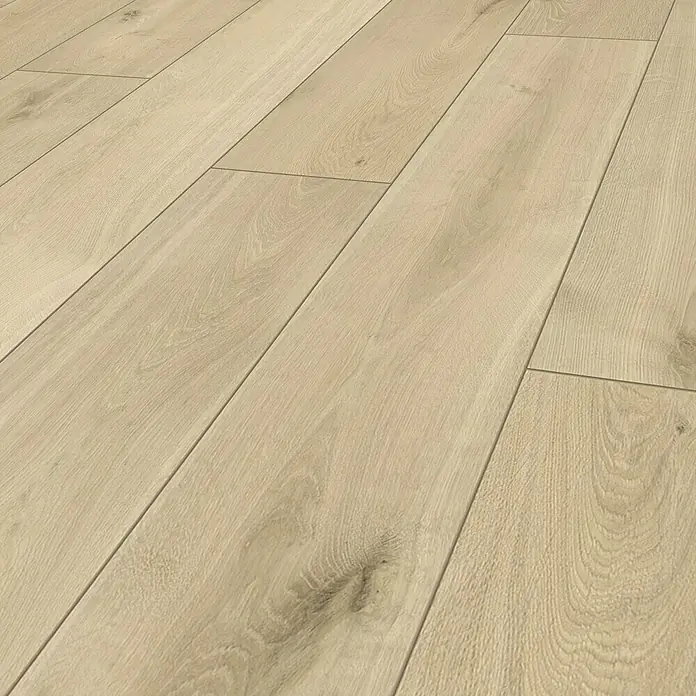 Krono Original Vinylboden Rocko 5+1 - Barista, Landhausdiele, 1.210 x 192 x 6 mm - Ein helles, modernes Laminatbodenmuster, das eine saubere und einladende Atmosphäre schafft. Ideal für Wohn- und Geschäftsräume.