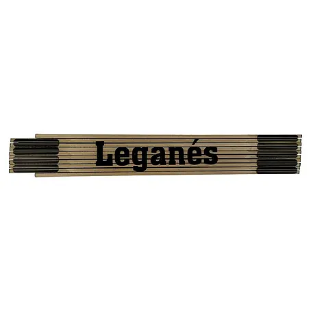 BAUHAUS  Metro de madera Leganés