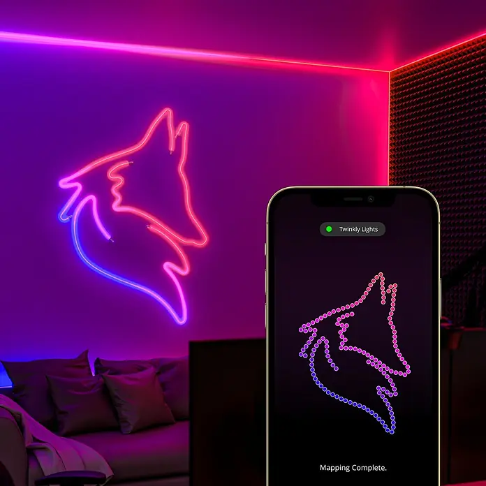 Twinkly LED-Lichtschlauch Flex - Länge: 2 m, Lichtfarbe: RGB, 15 W - Ein Twinkly Lights Neon-Schild in Hundeform wird über eine Smartphone-App gesteuert, die die Lichtanpassung ermöglicht.