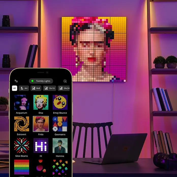 Twinkly LED-Panel-Set Squares RGB StartersetRGB - Intelligente Twinkly Lights Paneele mit Pixel-Art-Design der Künstlerin Frida, gesteuert über eine App.