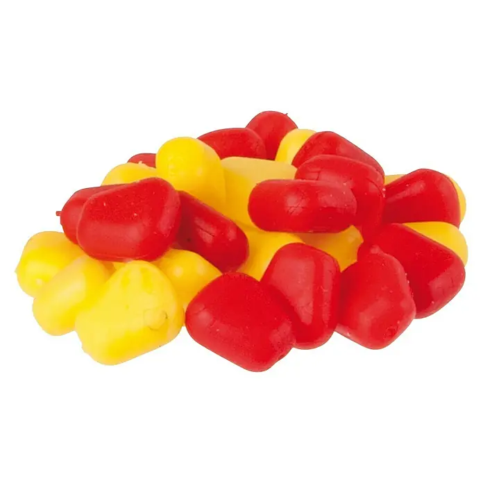 Westline Künstliches Maiskorn Carp Pop Up Corn - Rot, 15 Stk. - Ein Haufen leuchtend roter und gelber Köder, ideal für das Angeln, in Nahaufnahme isoliert auf Weiß.