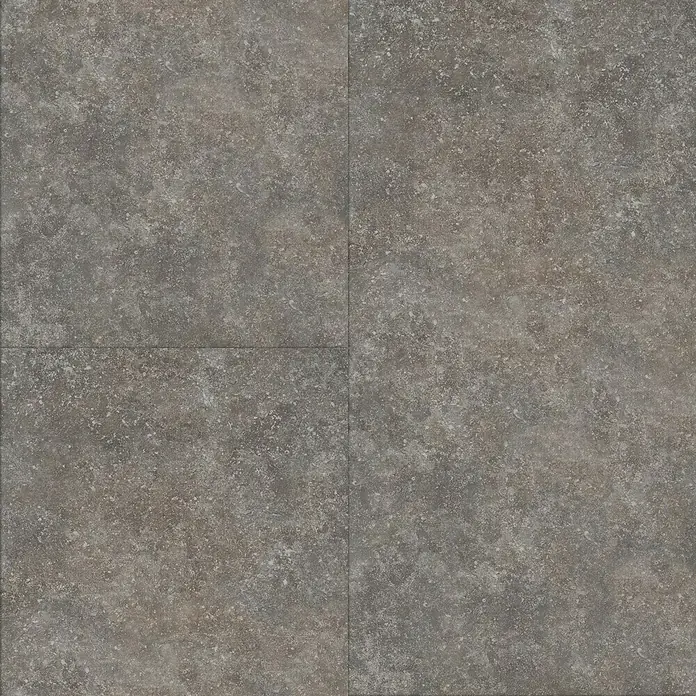 Vinylbodenmuster Sly L Brava - 280 x 160 x 7,5 mm, Steinoptik - Nahaufnahme von vier grauen Steinzeugfliesen mit einer leicht gesprenkelten Textur, ideal für moderne Bodenbeläge.