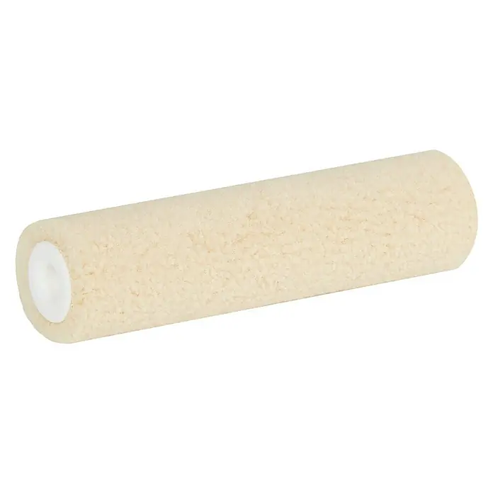 Profi Depot by Storch-Ciret Lackwalze K17 - 5 Stk., Breite Walze: 10 cm, Bügelstärke: 6 mm, Sand - Nahaufnahme einer cremefarbenen Farbwalze mit kurzem Flor und weißem Kunststoffende vor einem neutralen Hintergrund.