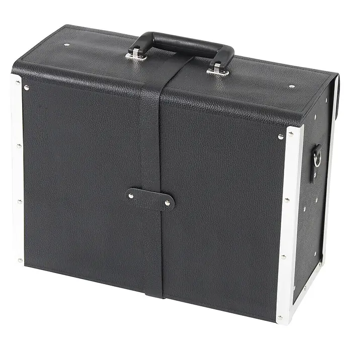 Hepco & Becker Werkzeugtasche Favorit 7123 - Innenmaß: B x T x H: 450 x 340 x 190 mm, Leder, Schwarz - Schwarzer Kosmetikkoffer mit silbernen Ecken und einem Griff oben für den Transport.