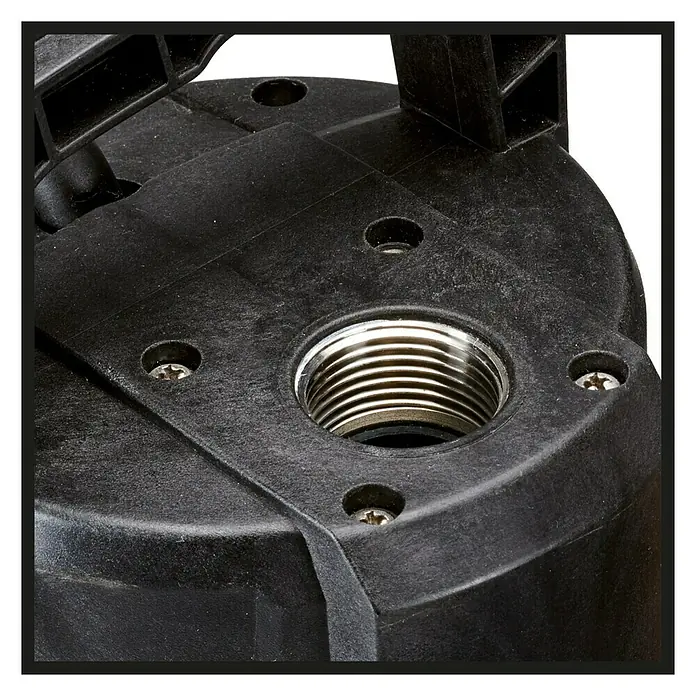 Einhell Drucktauchpumpe GE-PP 1100 N-A - 1.100 W, Max. Fördermenge: 6.000 l/h - Nahaufnahme einer schwarzen Tauchpumpe mit Gewindeanschluss und Schrauben für den professionellen Einsatz.