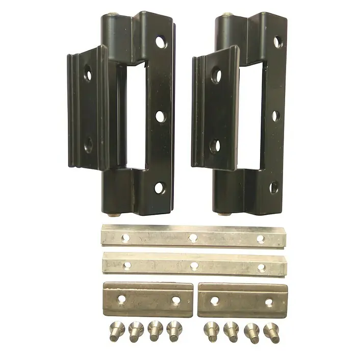 Bisagra reforzada - Largo: 105 mm, Negro, 2 ud. - Primer plano de un conjunto de herrajes con bisagras, rieles y tornillos, ideal para la reparación o construcción de muebles.