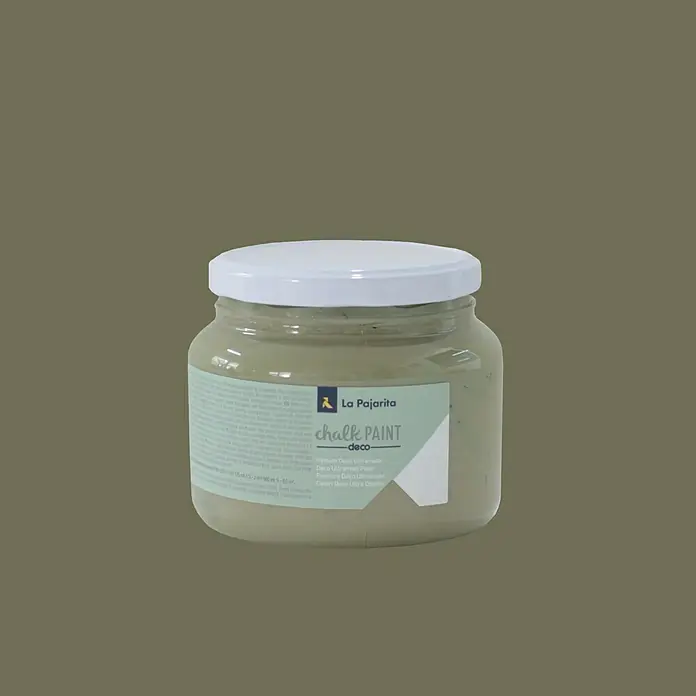 La Pajarita Pintura de tiza Chalk Paint - Agave, 500 ml, Mate - Primer plano de un bote de pintura a la tiza Deco La Pajarita, ideal para proyectos DIY y decoración de muebles, con un acabado suave y mate.