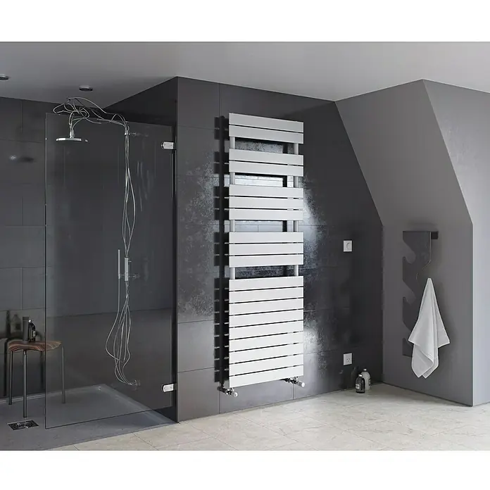 Ximax Designheizkörper P2 - B x H: 500 x 970 mm, Wärmeleistung bei Vorlauftemperatur von 75 °C (D: 50): 465 W - Handtuchwärmer in modernem Badezimmerdesign. Stilvolles Element für warme Handtücher und ein behagliches Ambiente im Bad.