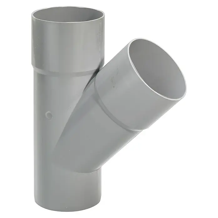 FunkeGruppe Fallrohrabzweig - Nennweite Zubehör Dachrinnen: 75/75 mm, Winkel: 45 °, Kunststoff, Grau - Ein graues PVC-Y-Stück für Abwasserleitungen, das ein senkrechtes und ein abgewinkeltes Rohr verbindet. Ideal für Sanitärinstallationen.