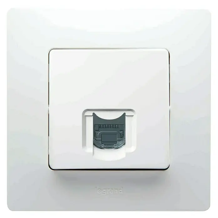 Legrand Niloé Step Toma de teléfono - x 1, Blanco, Montaje en la pared - Toma de red blanca Legrand con inserto gris para conexión de red, ideal para oficinas y hogares modernos.