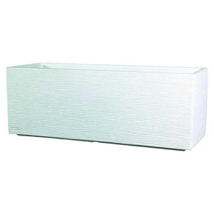 Macetero para plantas Valencia - Dimensiones externas (L x An x Al): 95 x 29 x 37 cm, Material compuesto, Blanco - Jardinera rectangular blanca con una sutil textura de grano de madera horizontal, ideal para interiores y exteriores.