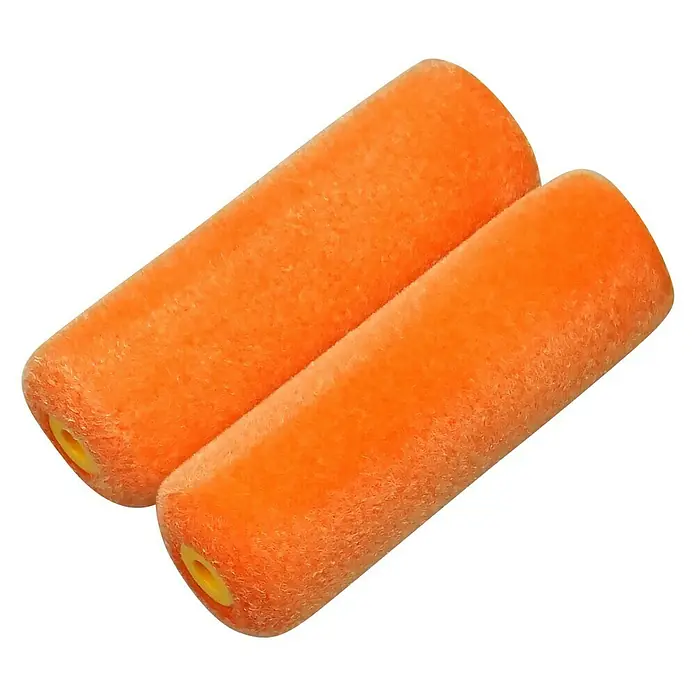 swingcolor Komfort Lackwalze2 Stk., Breite Walze: 10 cm, Bügelstärke: 6 mm, Orange - Nahaufnahme von zwei orangefarbenen Farbrollern mit gelben Endkappen auf weißem Hintergrund.