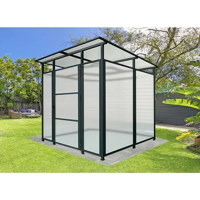 Floraworld Universal-Unterstand - Außenmaß inkl. Dachüberstand (B x T): 227 x 212 cm - Das Bild zeigt ein modernes Gartenhaus mit transluzenten Wänden und einem dunklen Rahmen, ideal für den Außenbereich.