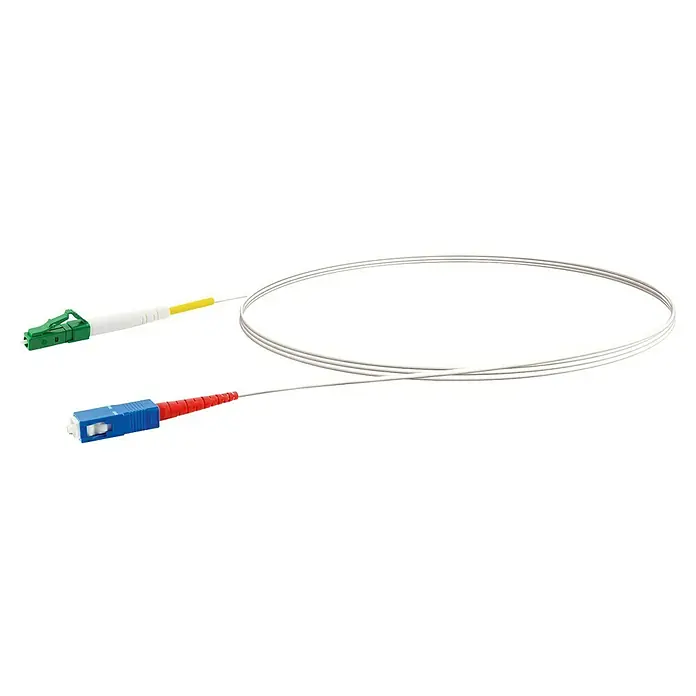 Schwaiger Glasfaser-Netzwerkkabel LC/APC-SC/UPC - 3 m, Weiß, Bis zu 10 Gbit/s - Glasfaserkabel mit grünen und blauen Anschlüssen. Ein Single-Mode-Simplex-Glasfaserkabel für schnelle Datenübertragung in Netzwerken.