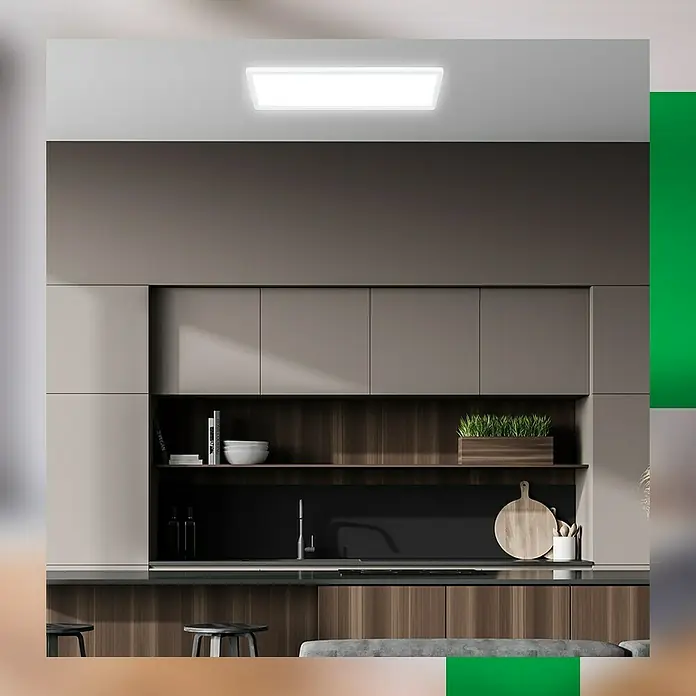Brilo LED-Panel - 14 W, L x B x H: 58 x 20 x 3 cm, Weiß, Neutralweiß - Eine moderne LED-Deckenleuchte erhellt eine stilvolle Küche mit braunen Schränken und dunkler Arbeitsplatte. Elegantes Küchendesign mit Lichtakzent.