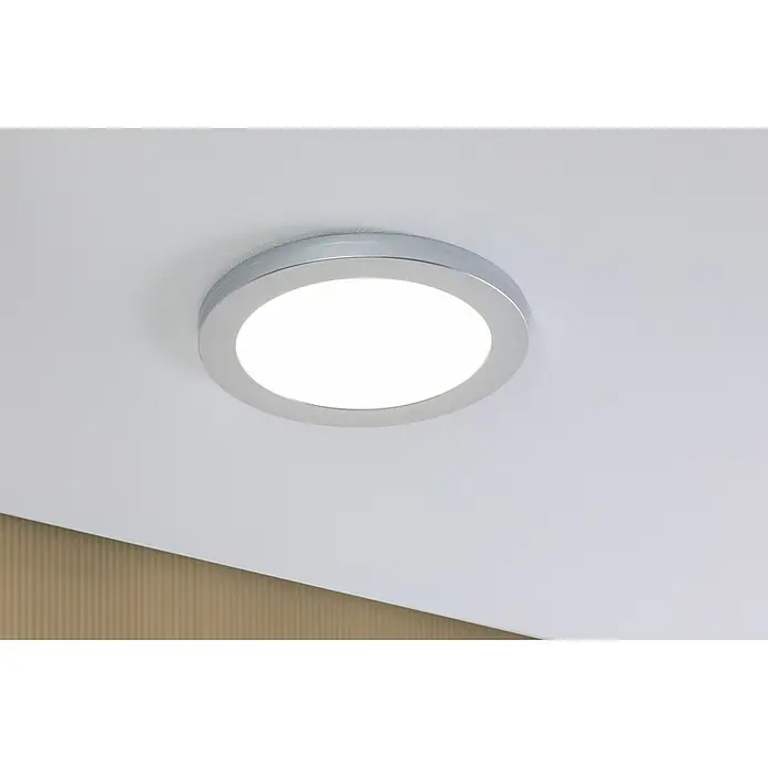 Paulmann LED-Einbauleuchte rund - 19 W, Ø x H: 22,5 x 1,9 cm, Neutralweiß, Chrom - Eine runde Deckenleuchte mit silberfarbenem Rahmen und hellem, diffusem Licht, montiert an einer weißen Decke.