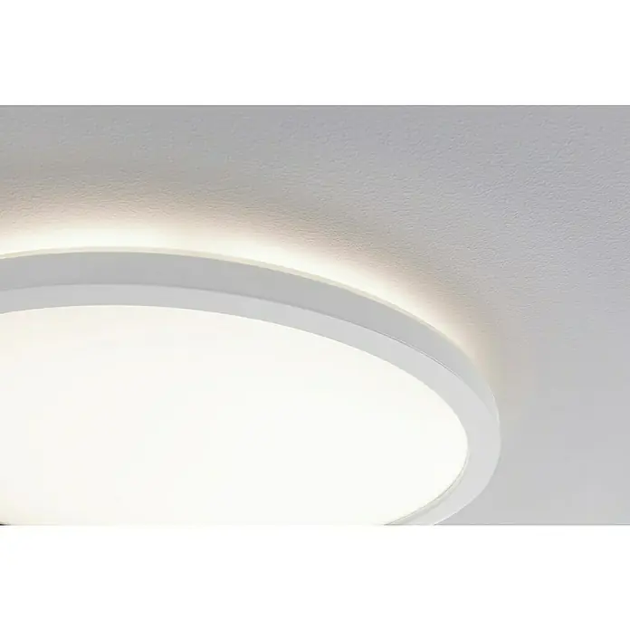 Paulmann LED-Panel rund Atria Shine IP44 - Warmweiß, 19 W, Weiß, Durchmesser: 29,3 cm - Detailaufnahme einer weißen LED-Deckenleuchte, die sanftes, indirektes Licht an die Decke wirft und eine moderne Atmosphäre schafft.