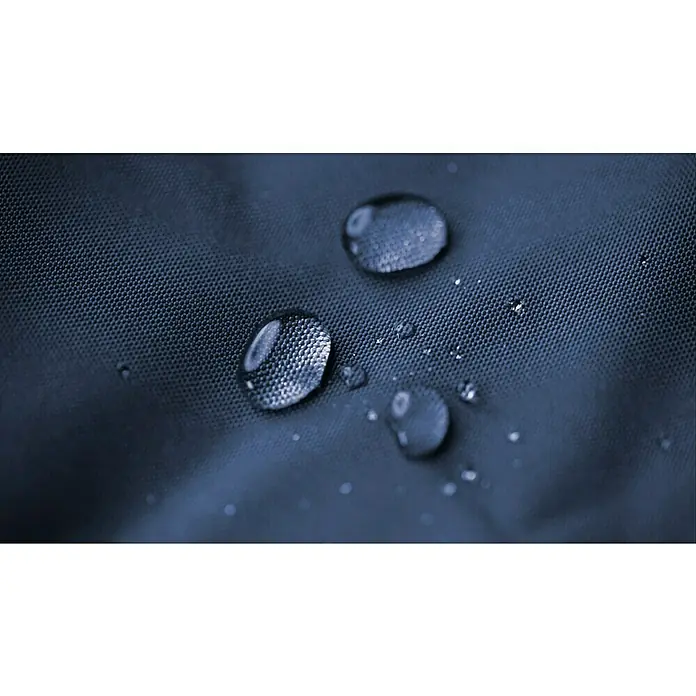 Sitting Point Sitzsack Twist Scuba - 90 x 70 x 80 cm, Jeansblau, 100 % Polyester - Nahaufnahme von Wassertropfen, die auf einem wasserabweisenden, marineblauen Stoff liegen, der seine schützenden Eigenschaften hervorhebt.