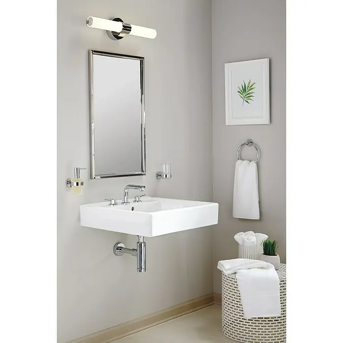 Grohe Essentials Zahnputzbecher - Mit Halterung, Chrom, Glänzend - Modernes Badezimmer mit einem stilvollen, eckigen Waschbecken, einem beleuchteten Spiegel und passenden Accessoires. Das schlichte Design schafft eine elegante Atmosphäre.