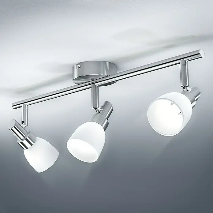 Osram LED-Deckenstrahler 827 - 6 W, L x B x H: 46,5 x 8 x 16 cm, Weiß/Silber, Warmweiß - Eine moderne Deckenleuchte mit drei Strahlern in Chrom und Weiß. Sie sorgt für eine helle und stilvolle Beleuchtung im Raum.