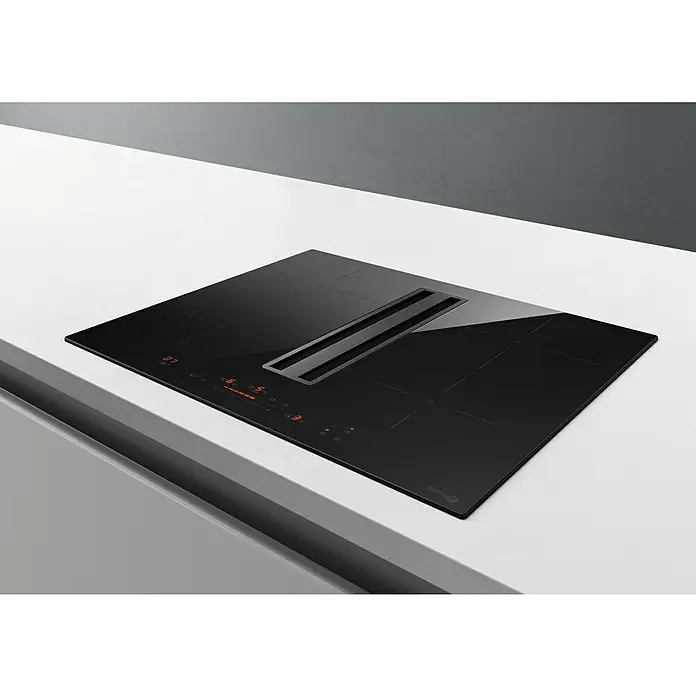 Turboair Placa de cocción con campana Impulso - L x An: 51,5 x 60 cm, Número de fogones de inducción: 4 ud., Inducción - Extractor de cocina negro moderno integrado en una elegante encimera. El diseño es minimalista y funcional.