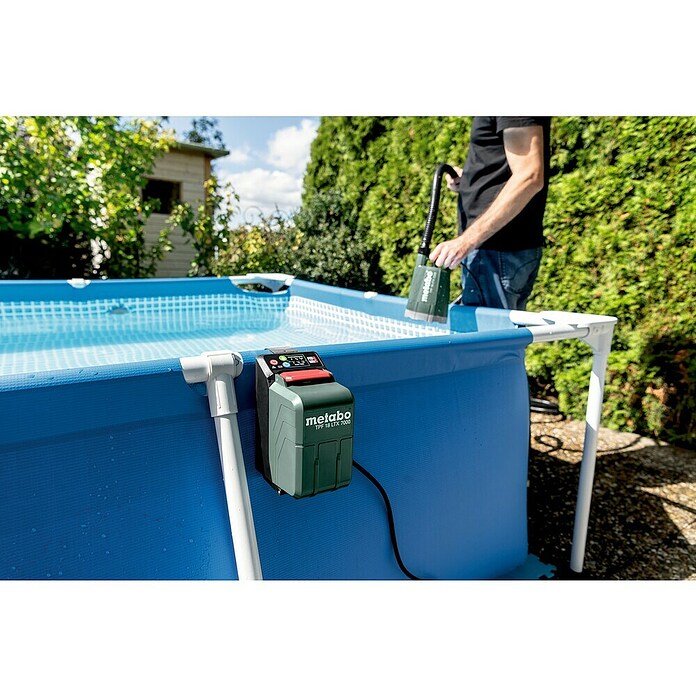 Metabo CAS 18V Bomba sumergible TPF 18 LTX 7000 (Capacidad de bombeo máx.: 7.000 l/h) | BAUHAUS
