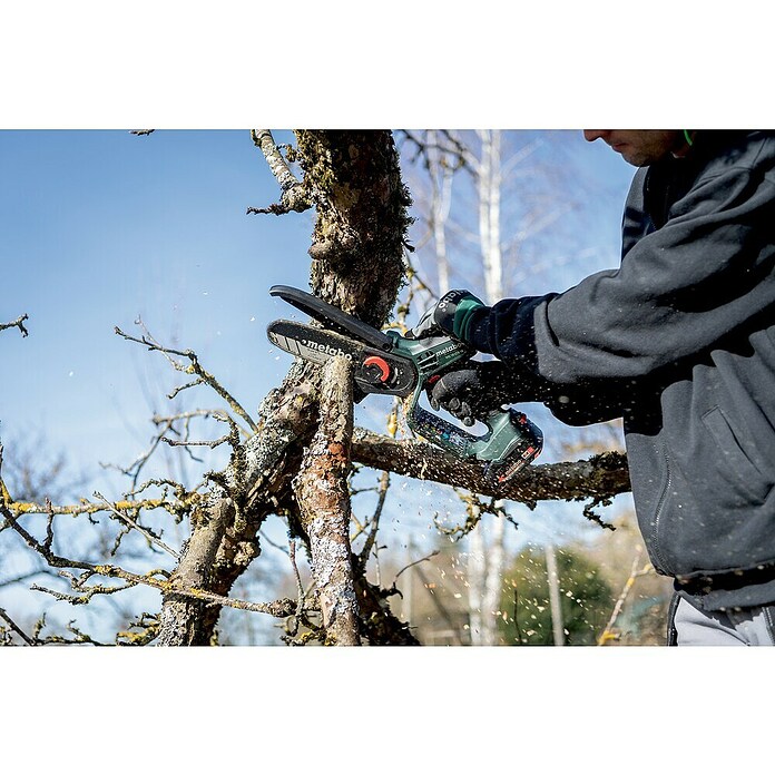 Metabo CAS 18V Motosierra de batería para una mano MS 18 LTX 15 (18 V, Iones de litio, Sin batería, Longitud de la cuchilla: 15 cm) | BAUHAUS