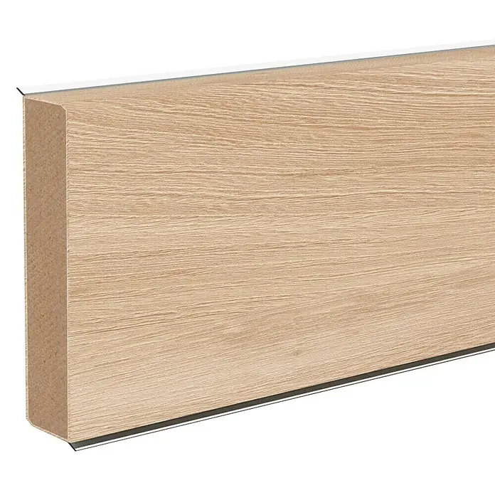 Sockelleiste XL Morissette - 250 cm x 18 mm x 60 mm, MDF/HDF - Das Bild zeigt eine Sockelleiste mit hellem Holzdekor und klaren Linien, ideal für moderne Innenräume und Bodenabschlüsse.
