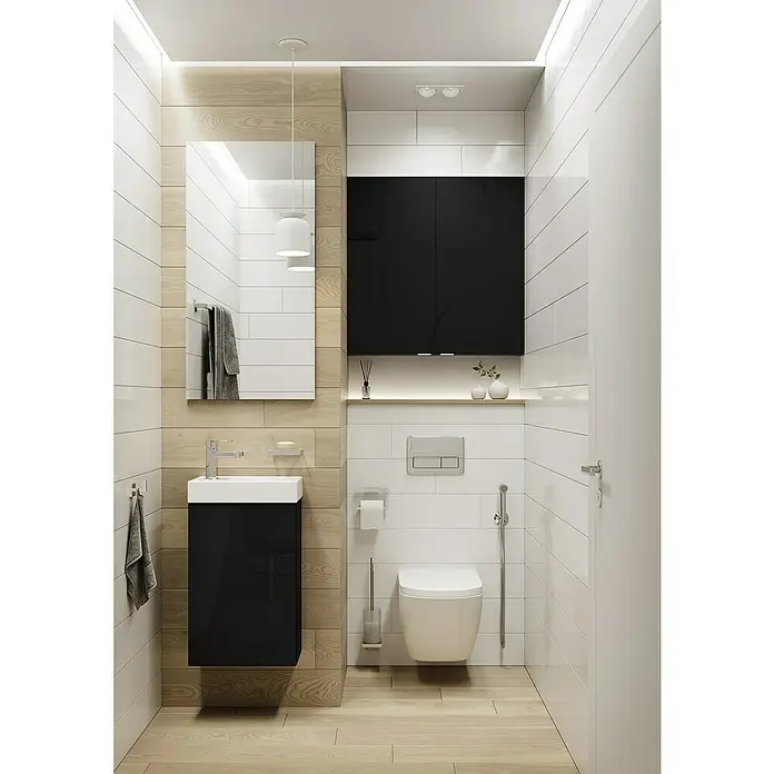 Riva Badmöbel-Set Young - Gesamtbreite Badmöbel: 40 cm, Schwarz glänzend, 2 -tlg. - Badezimmer mit Waschtischunterschrank in Schwarz, Spiegel, Hänge-WC und hellen Holzbodenfliesen für ein modernes und stilvolles Ambiente.