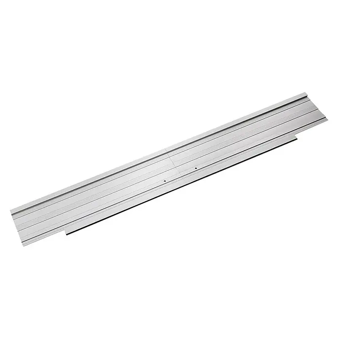 Wolfcraft Führungsschiene FKS 145 - L x B x H: 145 cm x 19 cm x 1,2 mm, Aluminium - Das Bild zeigt eine Führungsschiene, ein Werkzeugzubehör, das für präzise und gerade Schnitte mit Elektrowerkzeugen entwickelt wurde. Sie ist silbern und lang.