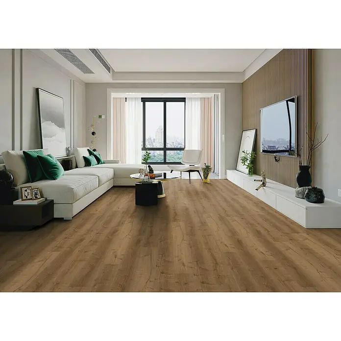b!design Vinylboden SPC - Hudson Eiche, Landhausdiele, 1.220 x 181 x 3,8 mm - Einladendes Wohnzimmer mit Laminatboden in Holzoptik, der Wärme und Eleganz ausstrahlt. Der Boden harmoniert perfekt mit der modernen Einrichtung.