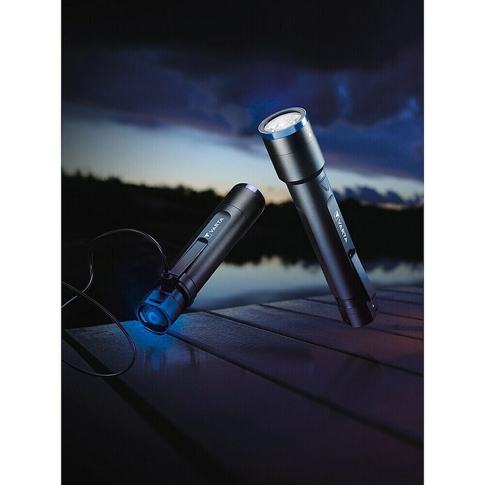 Varta Zaklamp F20R (400 lm, IPX4) | BAUHAUS