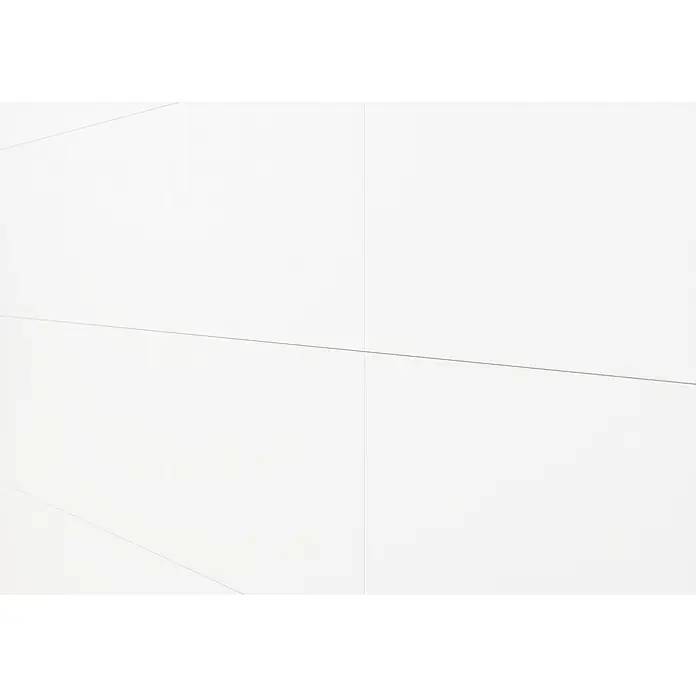 Ambiente by Palazzo Wandfliese Snowwhite - 30 x 90 cm, Weiß, Matt - Abstraktes Bild einer modernen weißen Fliese mit subtilen Linien, ideal für minimalistische Designs und stilvolle Badezimmer.