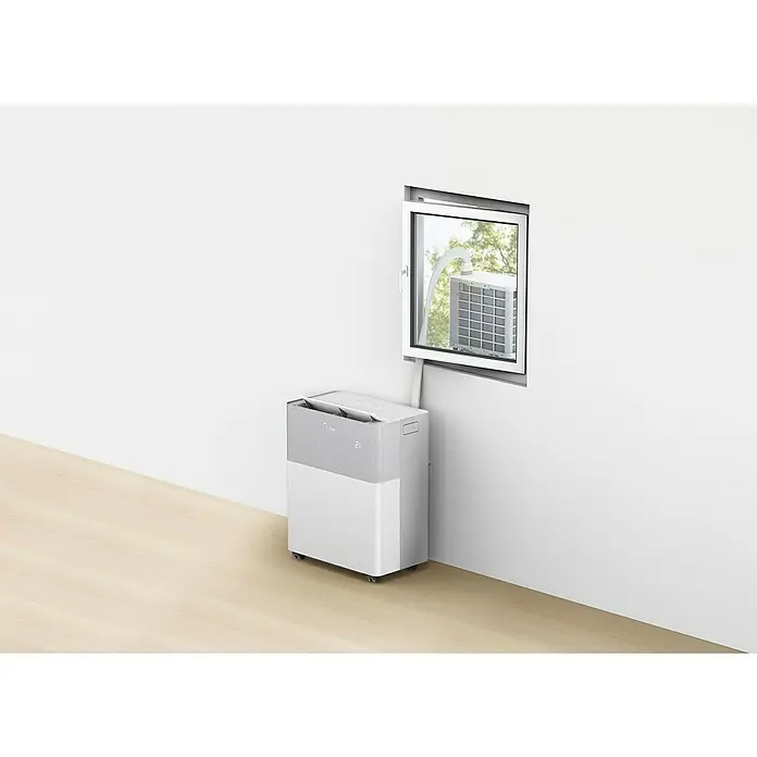 Midea Klimasplitgerät PortaSplit 12.000 Btu - Kühlleistung: 3.500 W, Heizleistung: 3.500 W, Raumgröße: 42 m² - Mobile Klimaanlage der Marke Midea mit Abluftschlauch am Fenster, modernes Design für flexible Kühlung in jedem Raum.