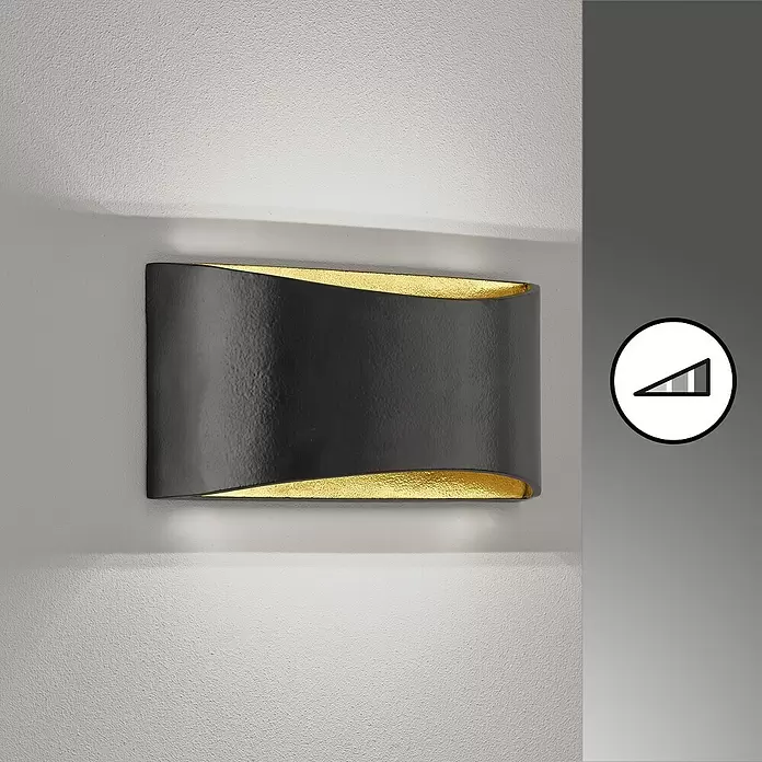 Fischer & Honsel LED-Wandleuchte Arles - 12 W, L x B x H: 30 x 9,5 x 14 cm, Schwarz/Gold, Warmweiß - Schwarze Wandleuchte mit geschwungener Form und gehämmerter Textur, goldener Innenseite für warmes Auf- und Ablicht.