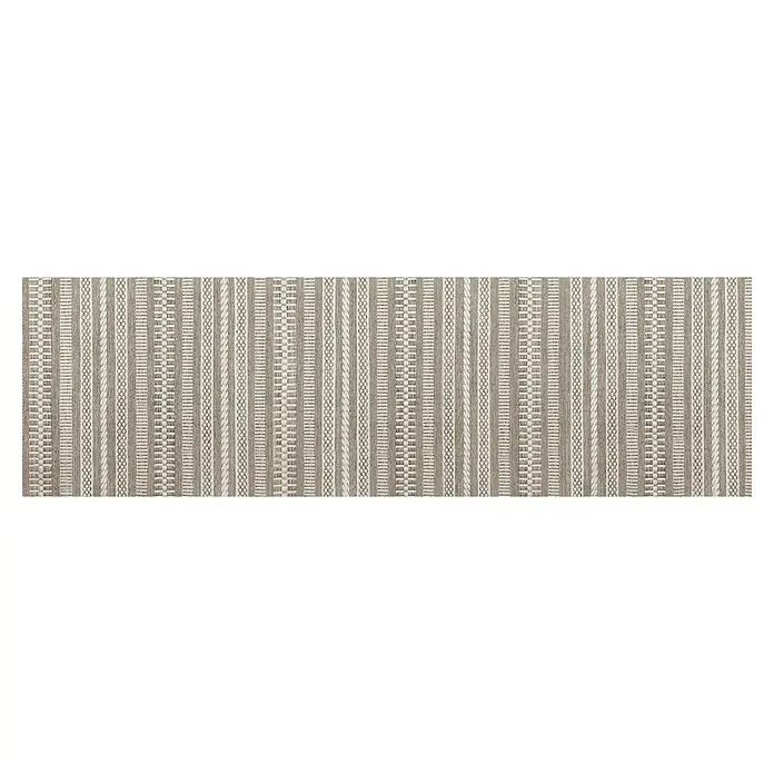 Alfombra de vinilo Croma Jarapa - Gris, 200 x 60 cm, PVC - Esta imagen muestra una alfombra beige con un patrón de rayas, aportando un toque elegante y sutil a cualquier estancia.